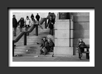 Menschen in Aktion und Portrait von Doom-Art